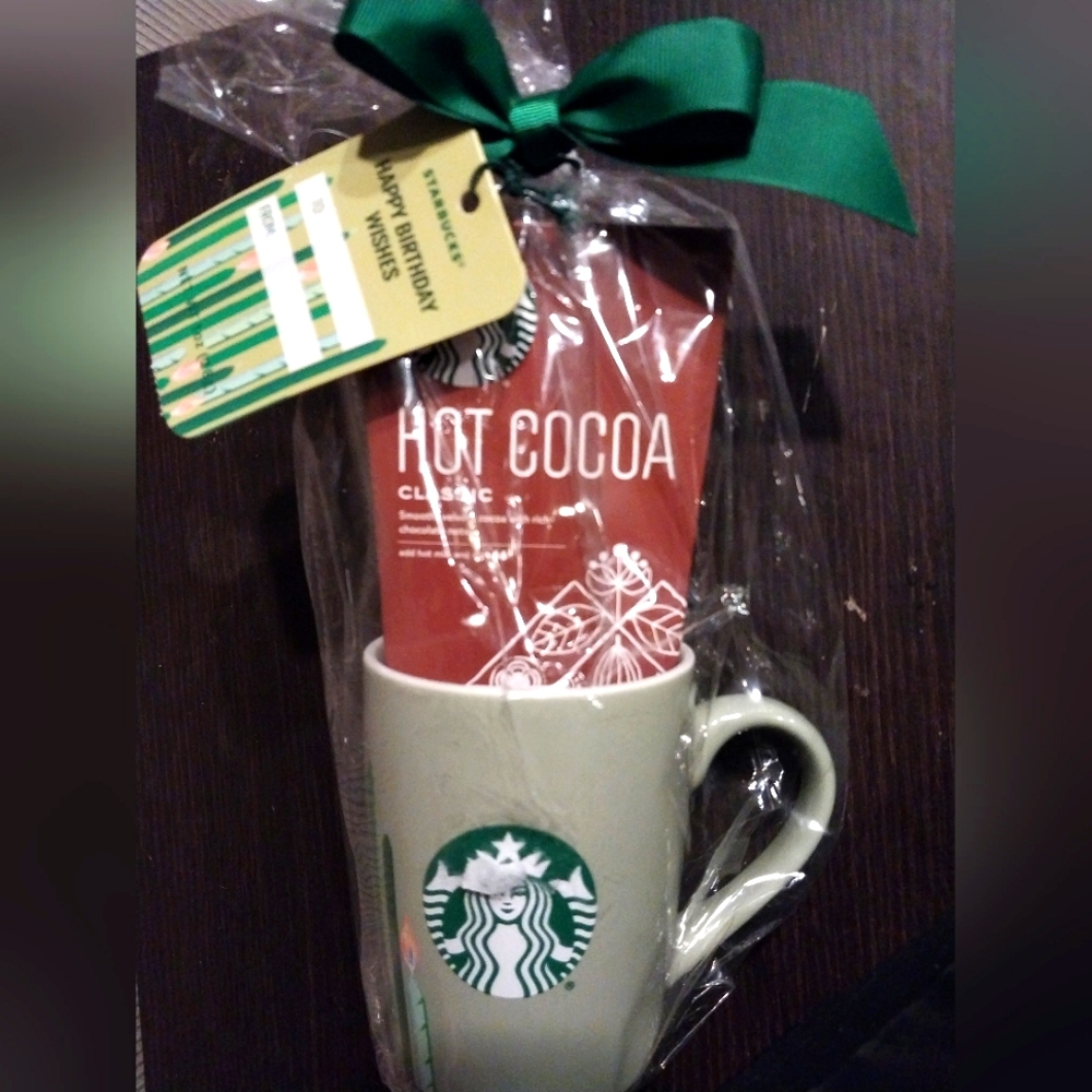 "Happy Birthday" 10oz Tan Starbucks Coffee Mug Hot Cocoa Set (Collector's Item)